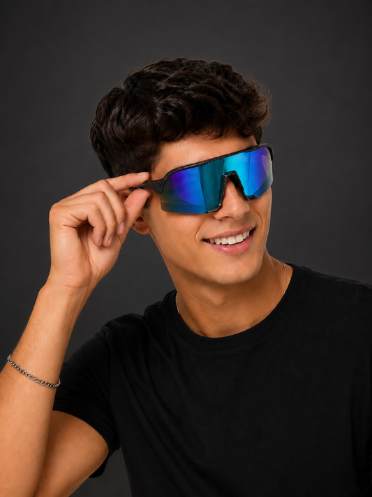 Lentes wraparound shield.